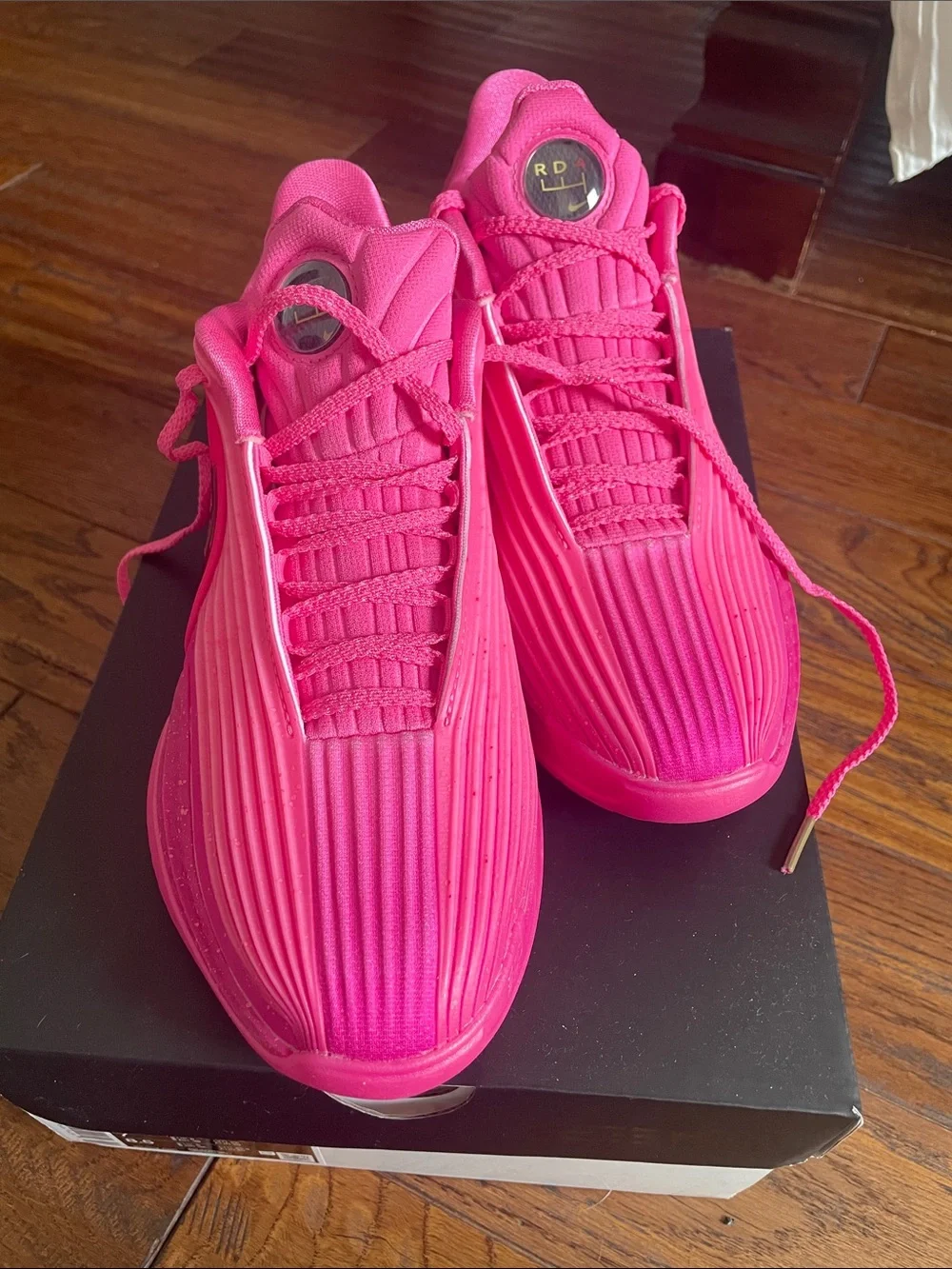 GT Cut 3 Turbo Nike Basketball Bright Pink shoes with Gold Swoosh